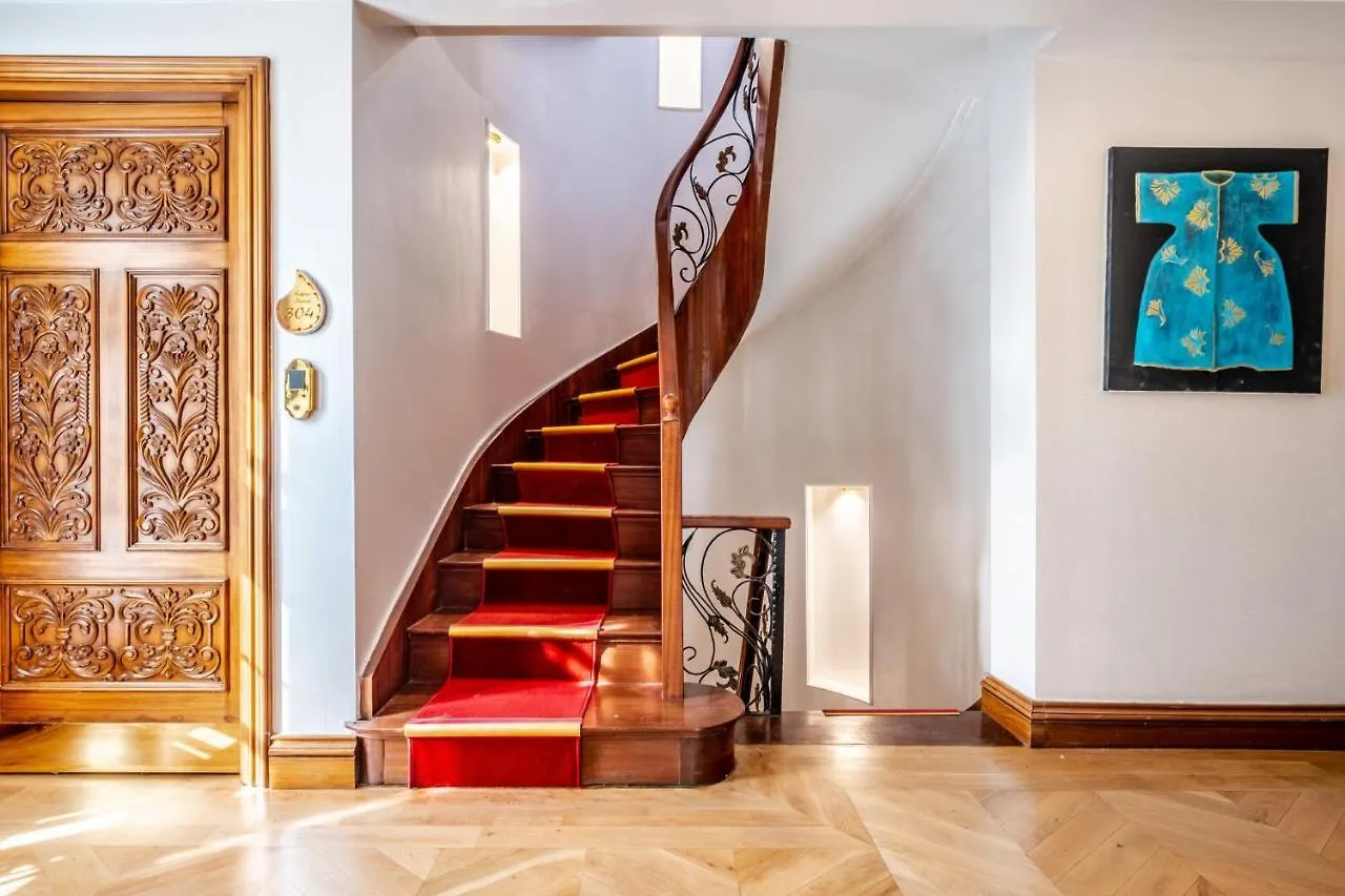 Studio In Historic Mansion In Beylerbeyi Istanbul Apartment