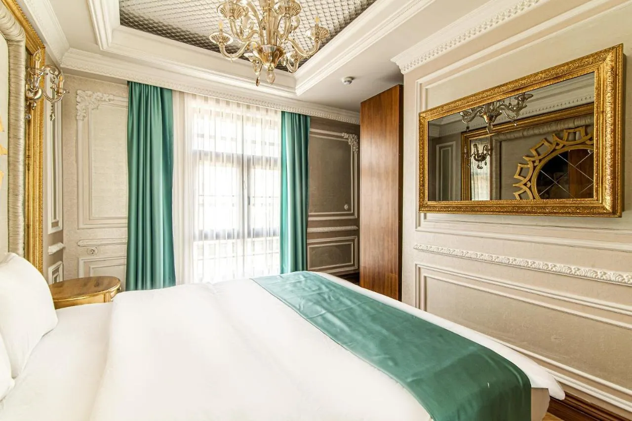 Studio In Historic Mansion In Beylerbeyi Istanbul Turkey