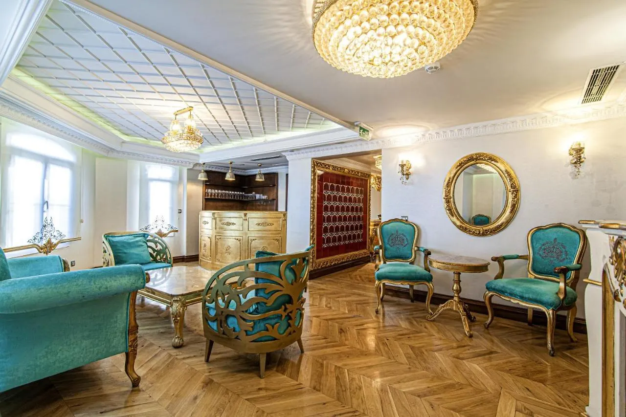 Studio In Historic Mansion In Beylerbeyi Istanbul