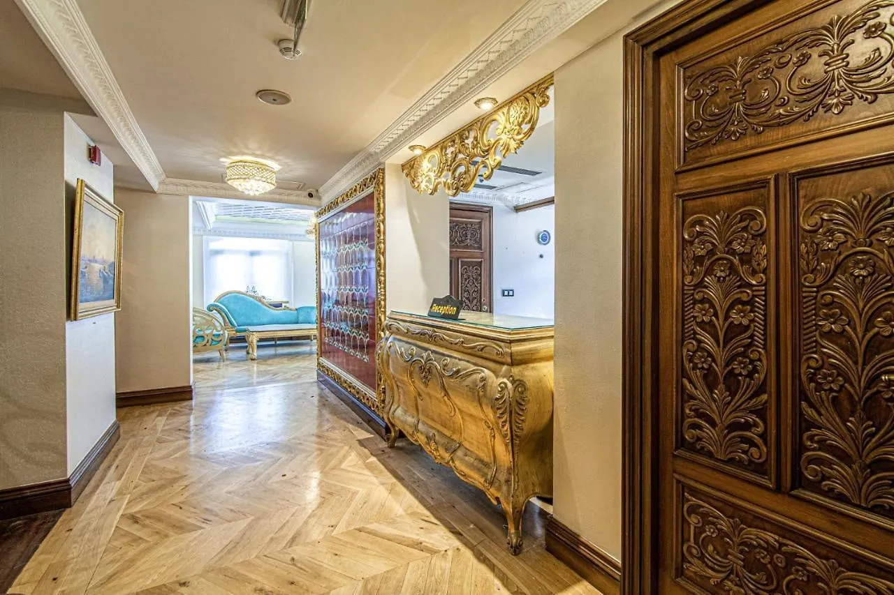 Studio In Historic Mansion In Beylerbeyi Istanbul